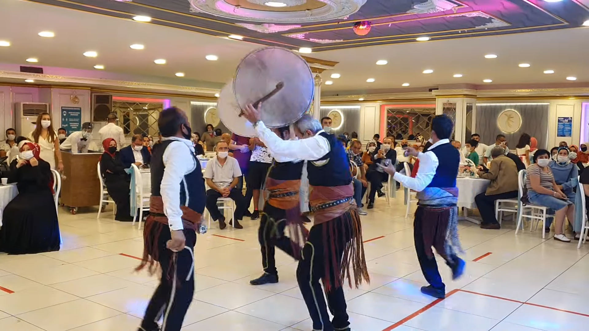Davullu Asker Uğurlama